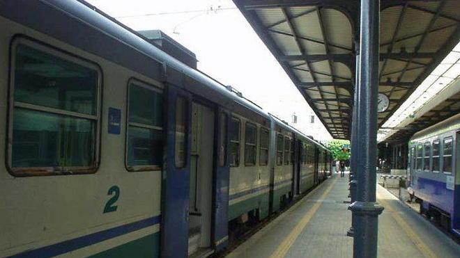Lucca-Gallicano in treno: un’odissea