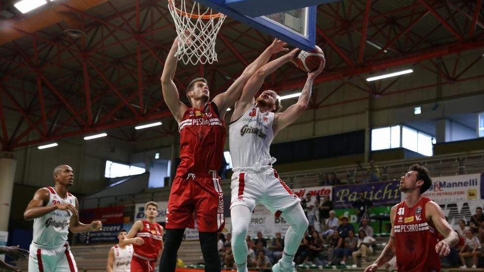 La Grissin Bon stende Pesaro è suo il Torneo di Sansepolcro