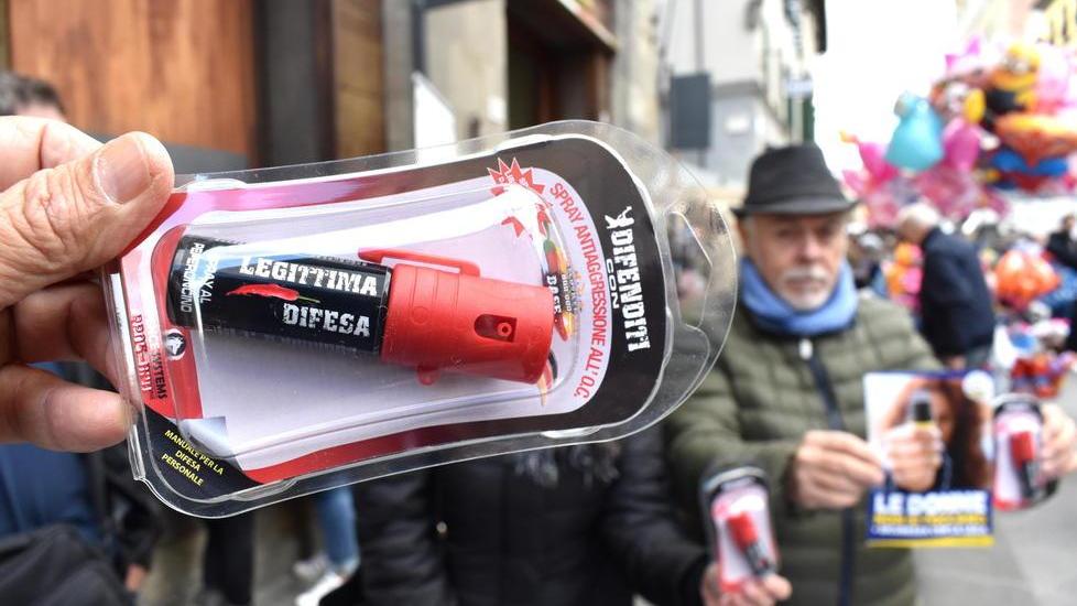 Battibecco con marocchini, turisti aggrediti con spray al peperoncino
