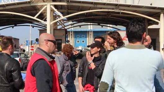 «Noi lavoratori diciamo basta»