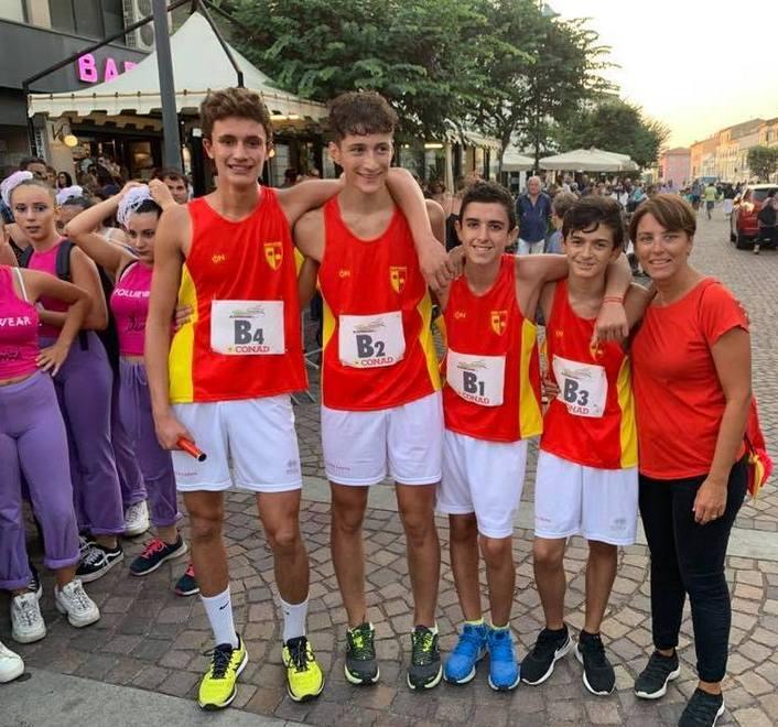 La festa per la Minitarga continua in via Torres: Il rione Casine l’attendeva da dieci anni: «È storico»