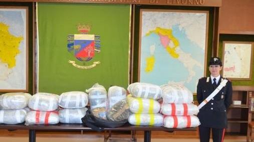 80 chili di droga nel container: arrestati i due giovani latitanti