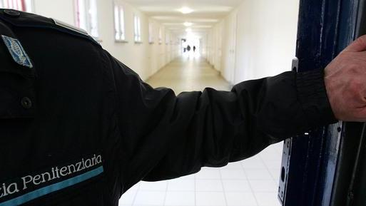 Ricatto dalla cella: «Mantenetemi in carcere o vi rovino»
