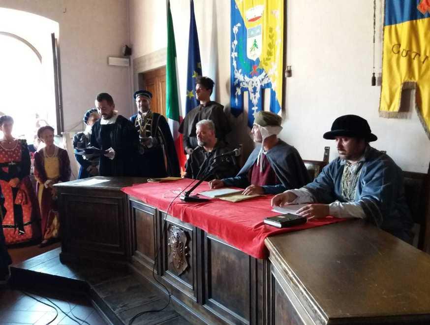 Gli “infiltrati” Ghibellini minacciano la Pescia Guelfa 