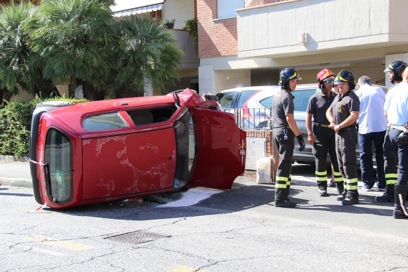 L'incidente in via Veneto (foto Cecilia Foschi/Pentafoto)