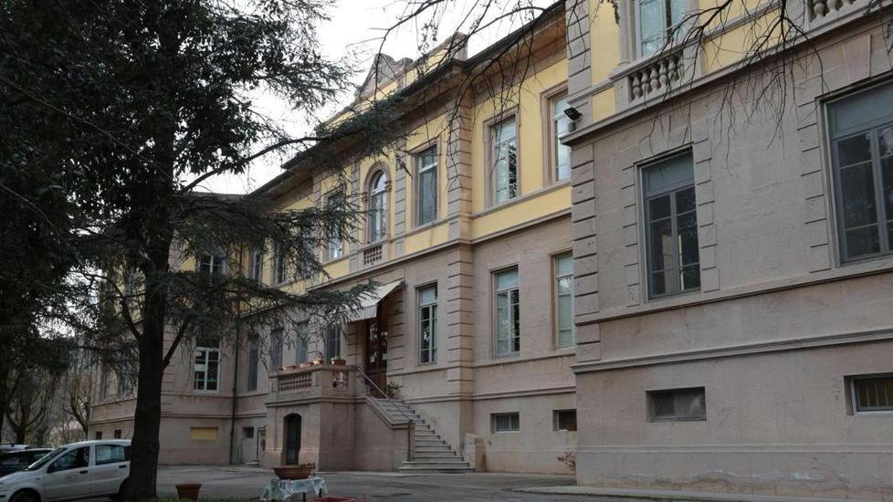 Residenze sanitarie per anziani e disabili destini incrociati per due progetti