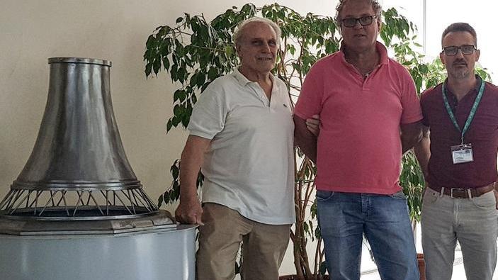 Vapore geotermico e creatività Zucchelli dona la torre scultura