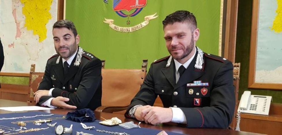 Beccato a traslocare mentre è agli arresti Ora è in carcere 