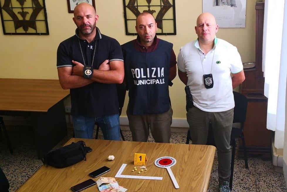 “Cinquecento” nella trappola della Polizia municipale 