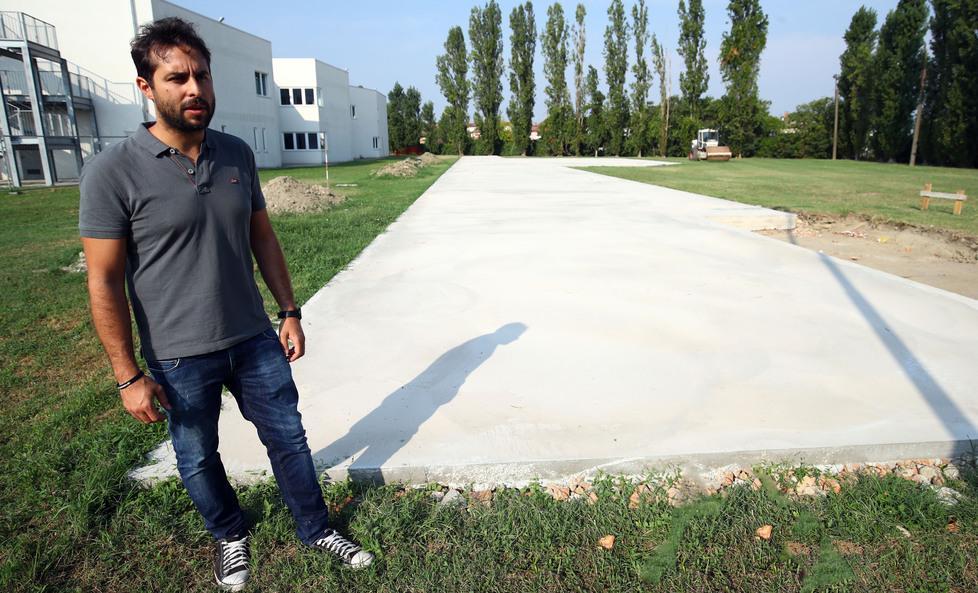 La pista d’atletica prende forma Un nuovo polo per lo sport 