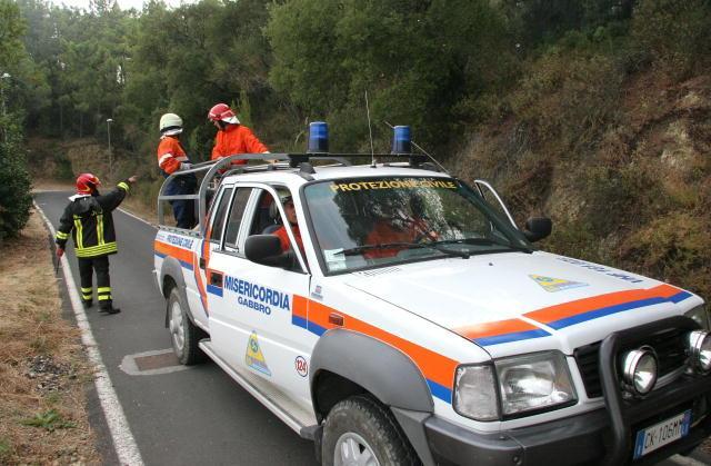 Incidente durante l’esercitazione: parà feriti salvati dai volontari 
