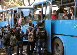 Svaligiati 5 bus di turisti al Secco 