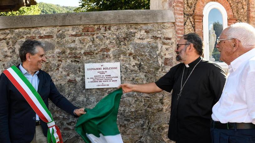 Meati, targa per Giovanni Bolcioni