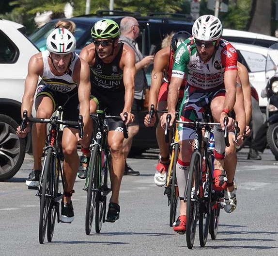 Viareggio regina del triathlon domenica sfida internazionale 