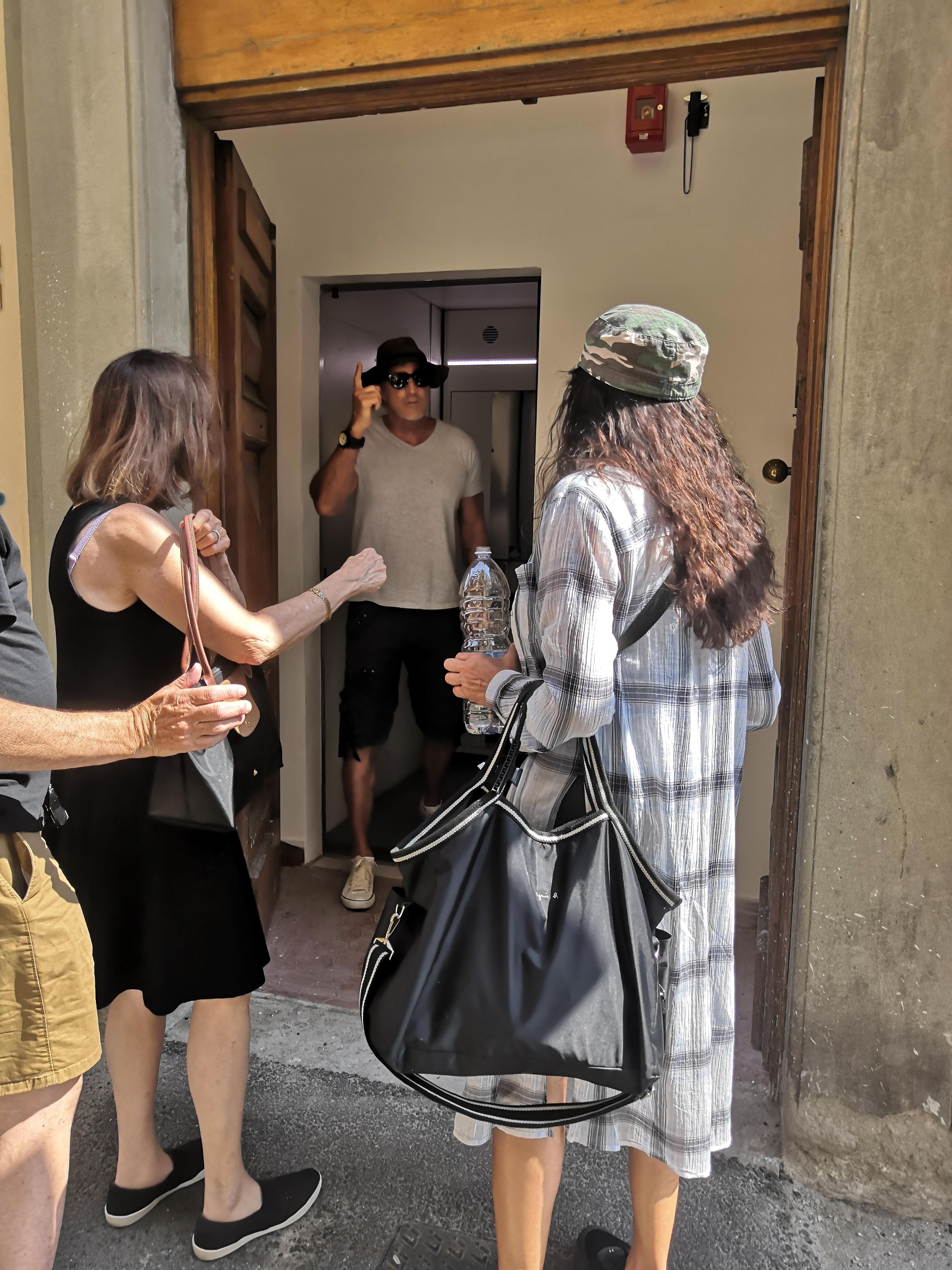 Esordio dei vespasiani in versione moderna, Livorno dopo 30 anni ha i suoi bagni pubblici 