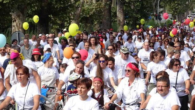 Torna la Biciclettata della Salute: Carnevale sui pedali e tanta solidarietà
