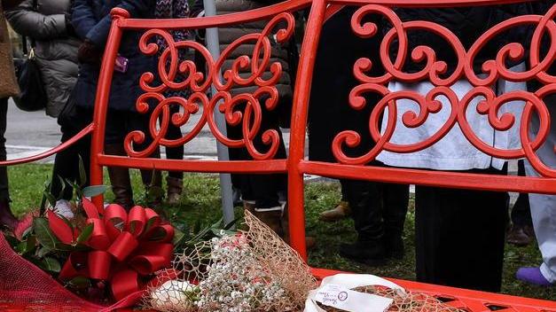 Molestie e mobbing sul posto di lavoro Una donna su cinque dice di averli subiti