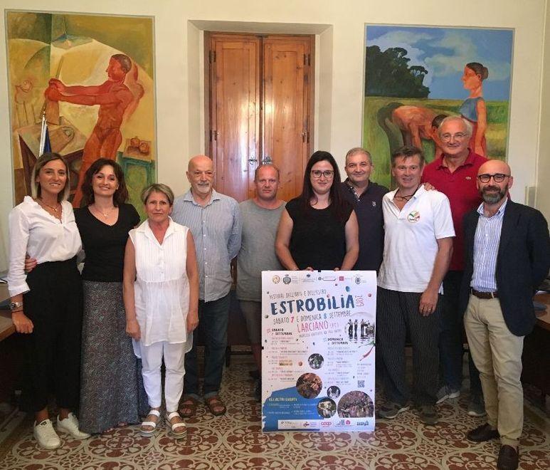 Torna Estrobilia, magia e spettacoli di strada 