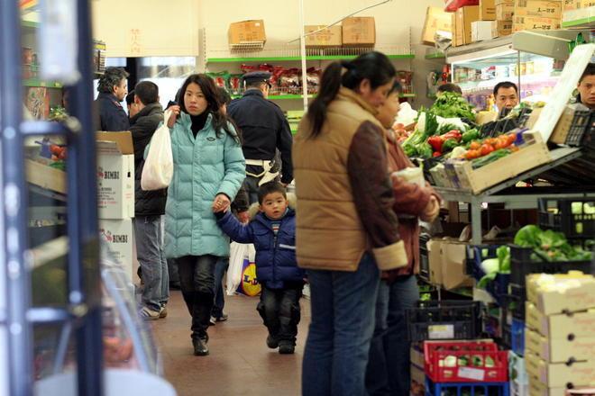 Il Tar annulla l’ordinanza del Comune sul “coprifuoco” a Chinatown 