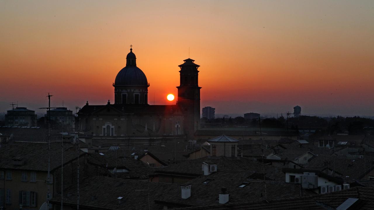 La moderazione reggiana non passa dalle finestre modenesi