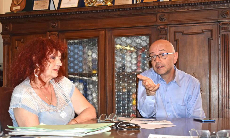 Il presidente della Provincia Luca Marmo e la consigliera delegata alla scuola Marzia Niccoli durante la conferenza stampa