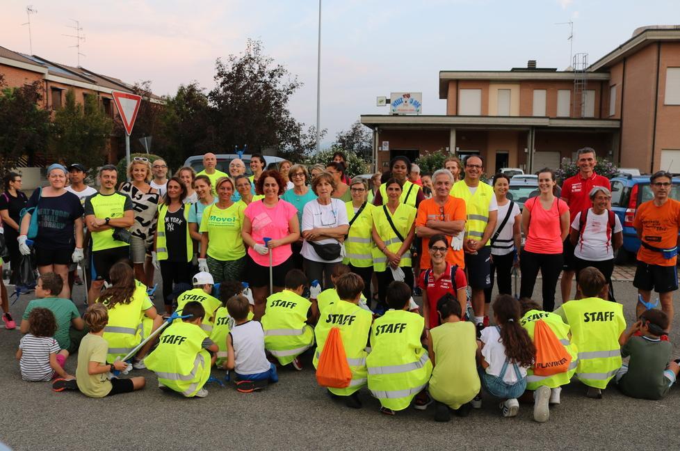 Di corsa o a passeggio così si pulisce Formigine Il plogging è un successo