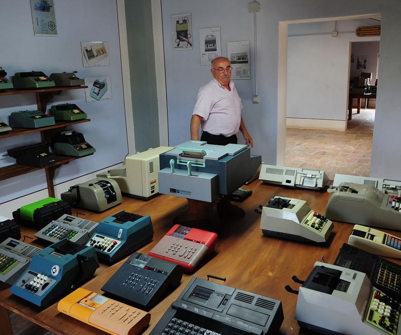 Macchine da scrivere La passione di Renato diventa una mostra 