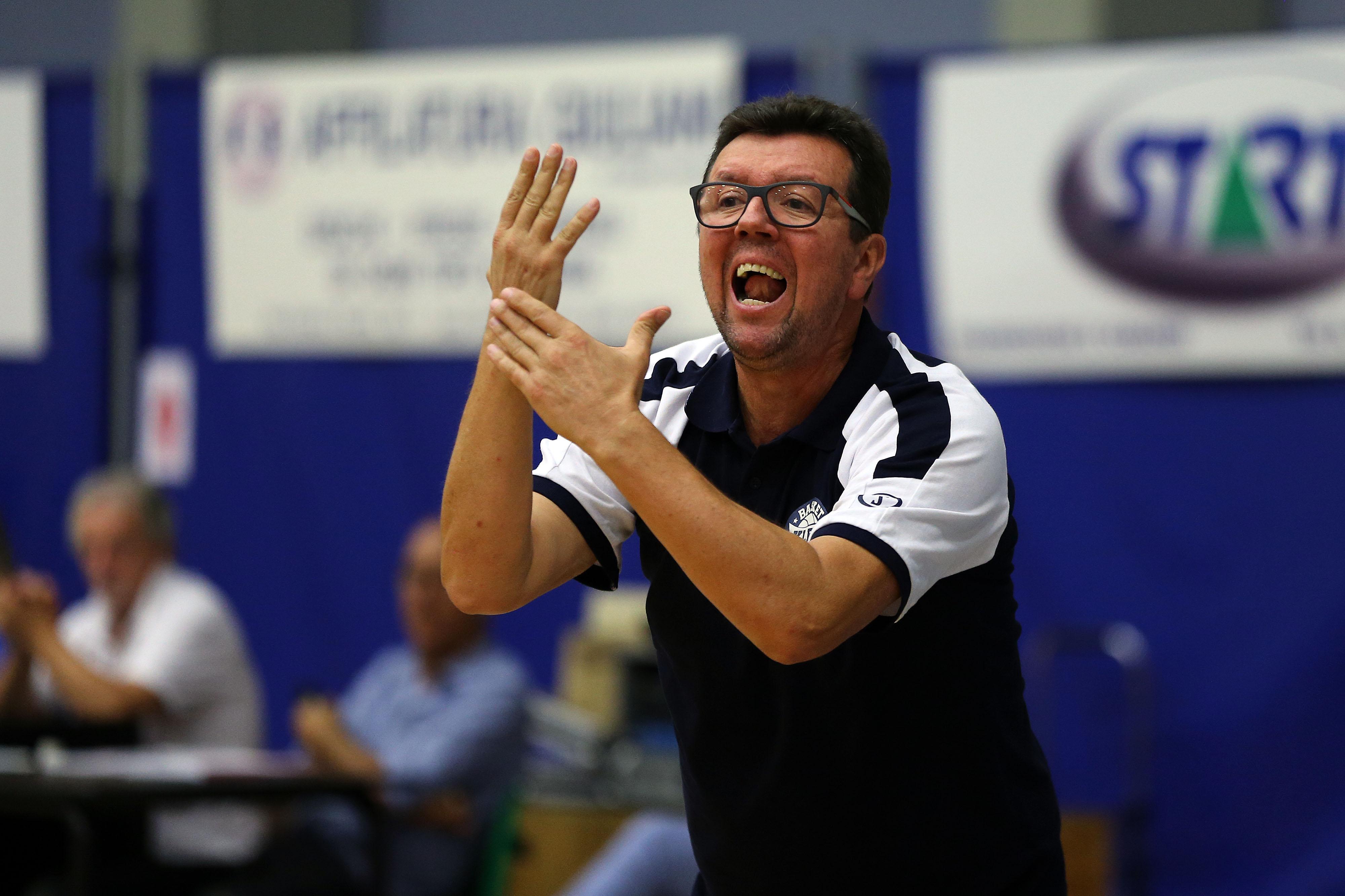 Coach Spiro Leka