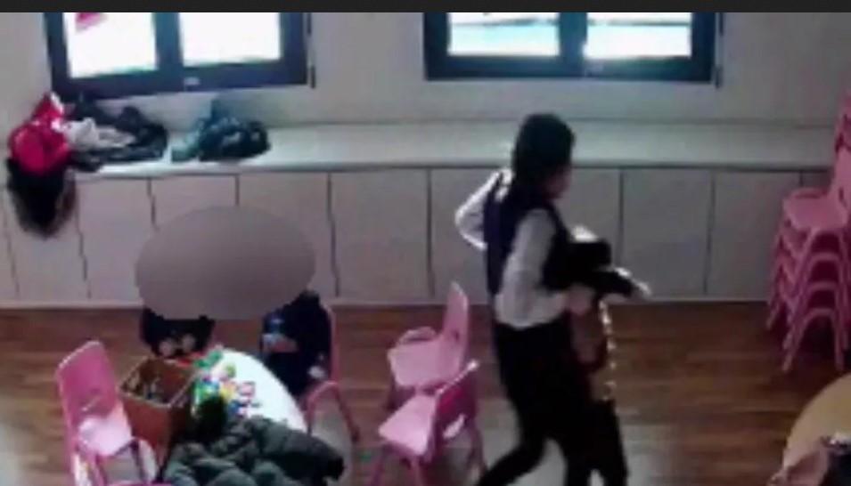 Il fotogramma del video realizzato dalla polizia