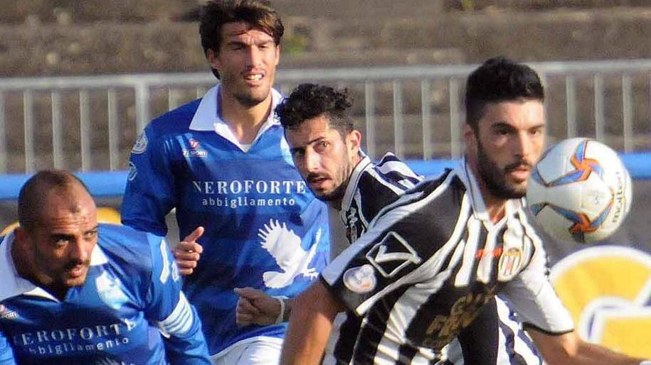 Una zampata letale di Fusco e la Massese espugna Cenaia