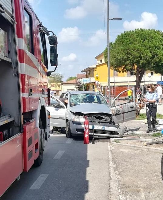 Morto nello schianto, i ricordi «Sempre generoso con noi » 