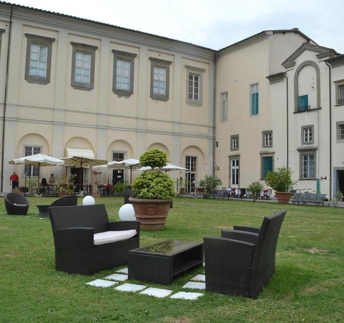 C’è un’offerta per l’ostello: è la Ristogest con sede a Lecco