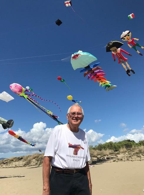 Aquiloni, bici e kitesurf: arrivederci estate con un evento tra aria, terra e acqua 