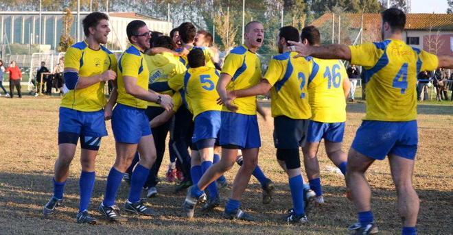 Cus Pisa in grande spolvero Rufus alza bandiera bianca