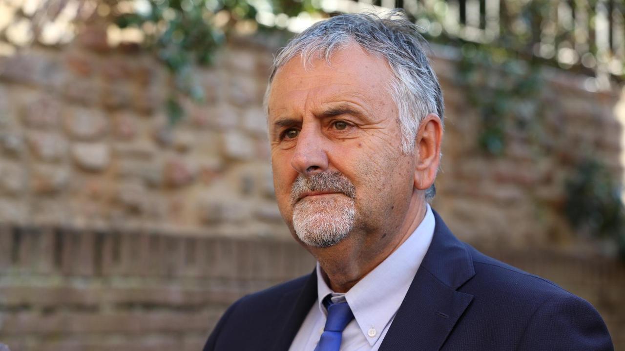 L'assessore regionale alle Infrastrutture Vincenzo Ceccarelli