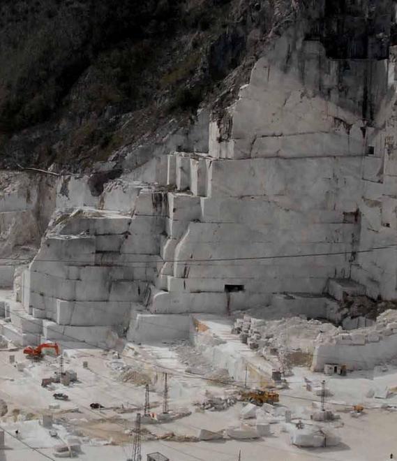 E’ boom di fallimenti la più colpita è l’edilizia 