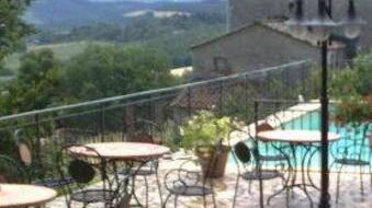 Il podere diventa club e offre un palco alle associazioni