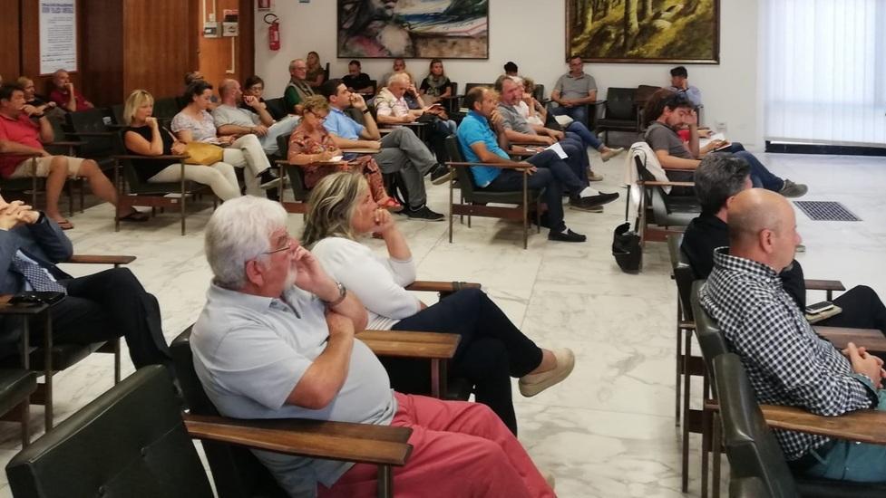 «Strade a pezzi, zero parcheggi» L’Sos arriva dai paesi a monte