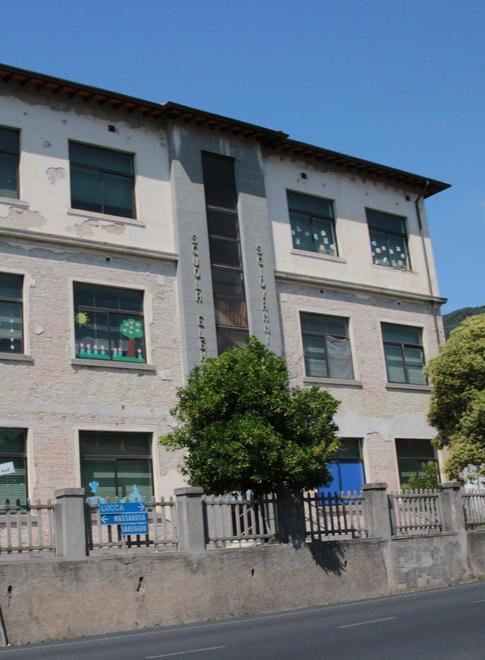 Pulmini gratuiti per i bimbi di Quiesa rimasti senza scuola