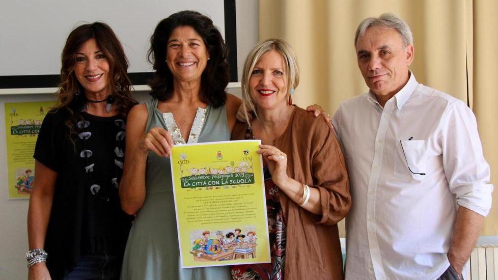 Studenti e docenti al centro col Settembre Pedagogico