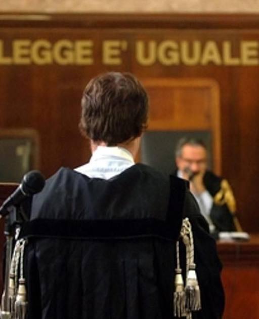 Figlia venduta per avere droga in aula anche le intercettazioni 
