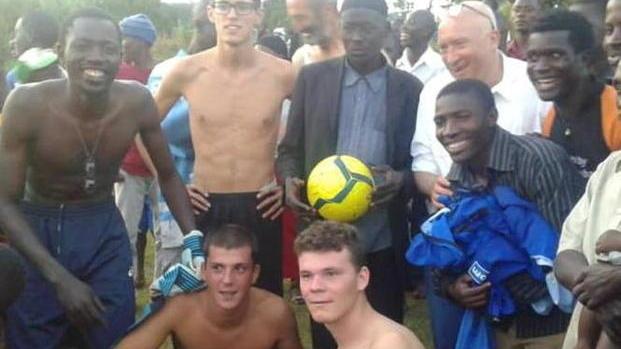 Giovanile Fucecchio dona palloni e mute ai bambini del Congo