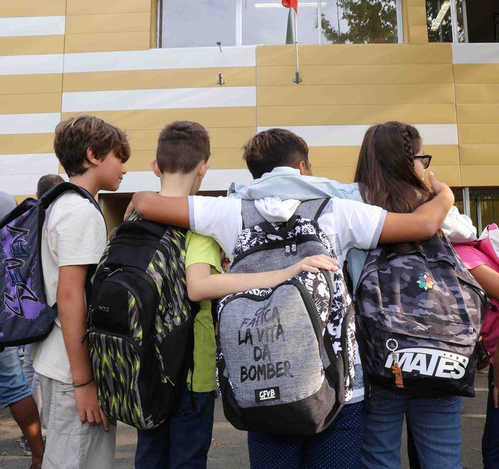 Alle primarie e alle secondarie campanella per 12.487 alunni 