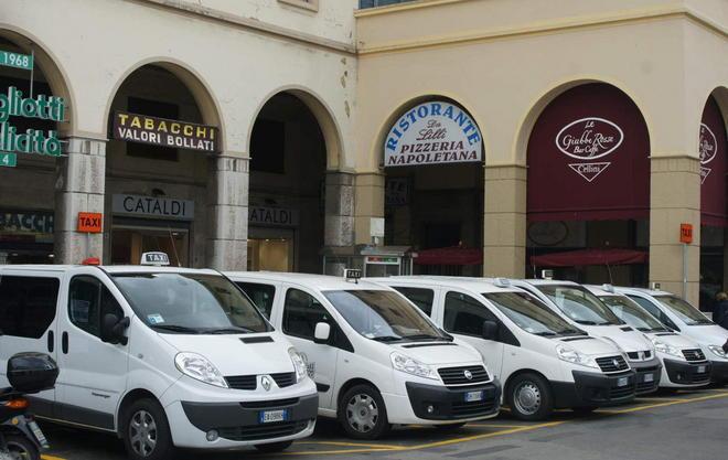 Sessanta centesimi in più per prendere il taxi