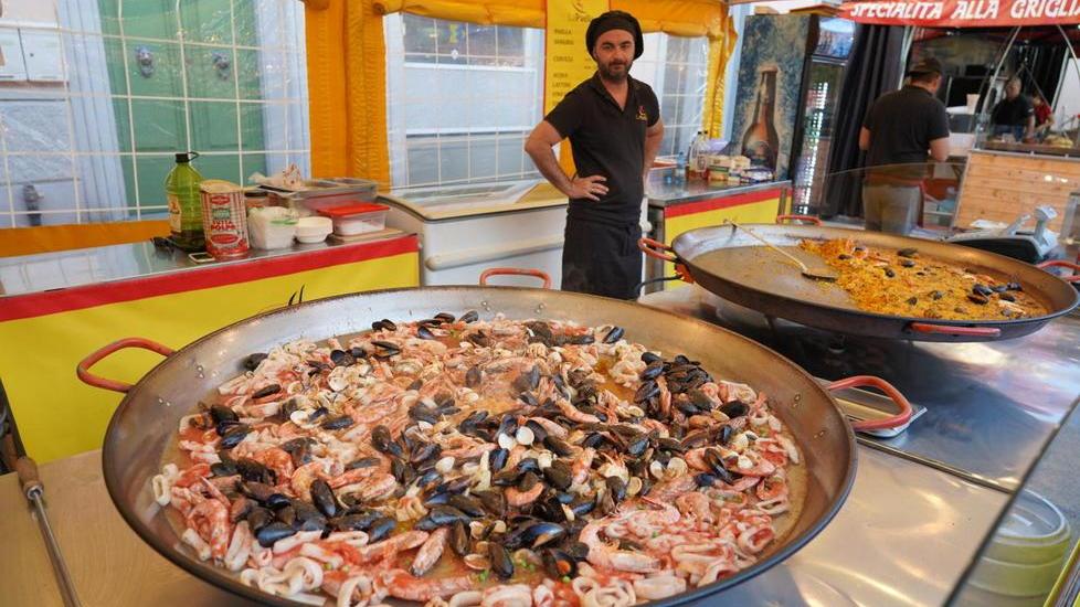 Uno degli stand al Mercato Europeo di Pontedera (Foto Franco Silvi)