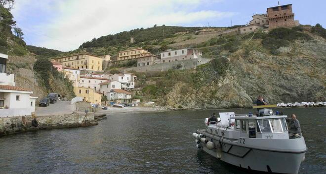 Incendio per coprire l’ammanco di soldi 