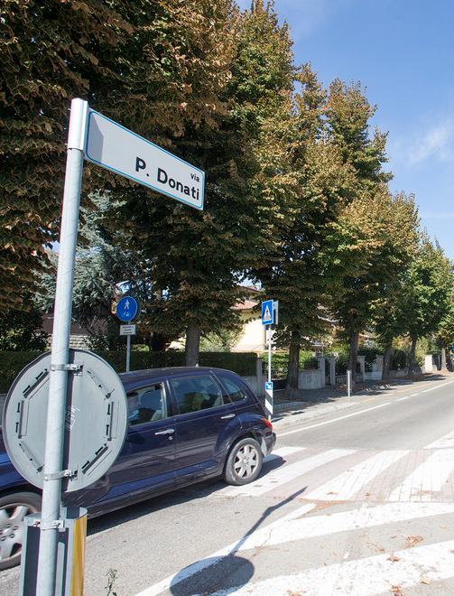 Modena. Prima tentano di scipparle la borsetta poi le gettano addosso acido: ustionata 