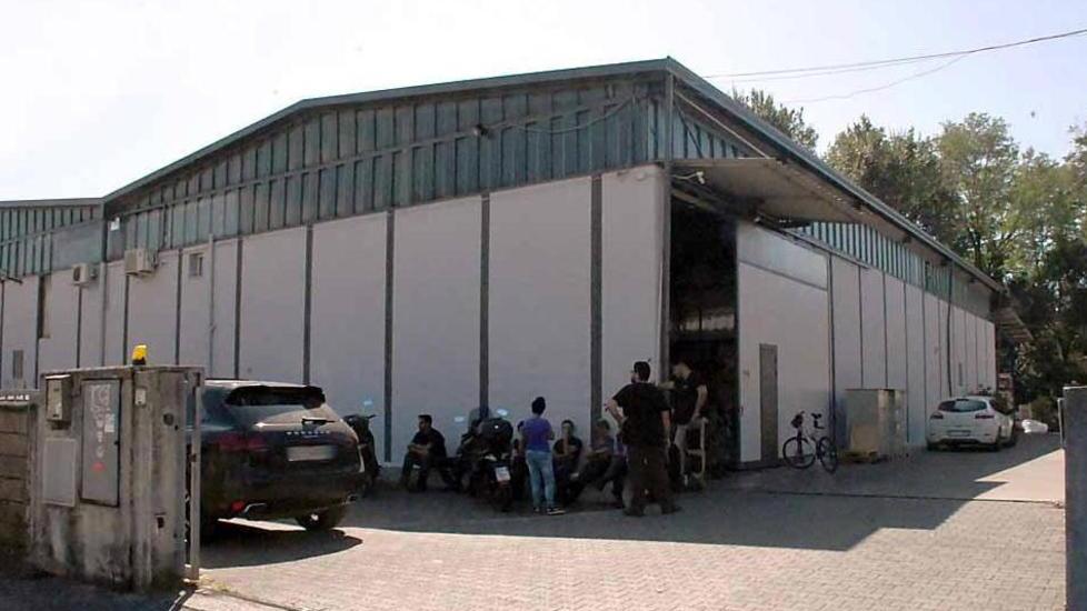 Lo sgomento dei titolari e dei colleghi del ferito