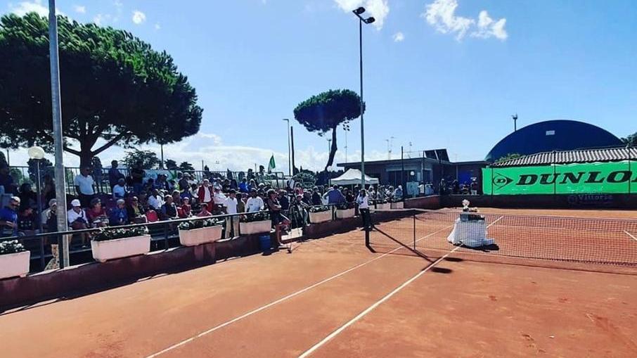 Il tennis, un bel volano per allungare la stagione