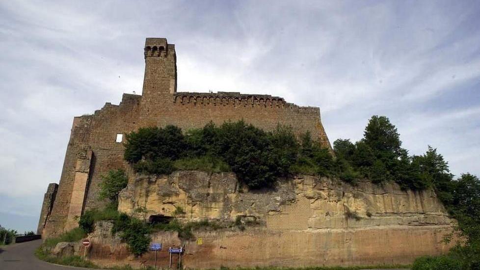 Rocca Aldobrandesca Corsa contro il tempo